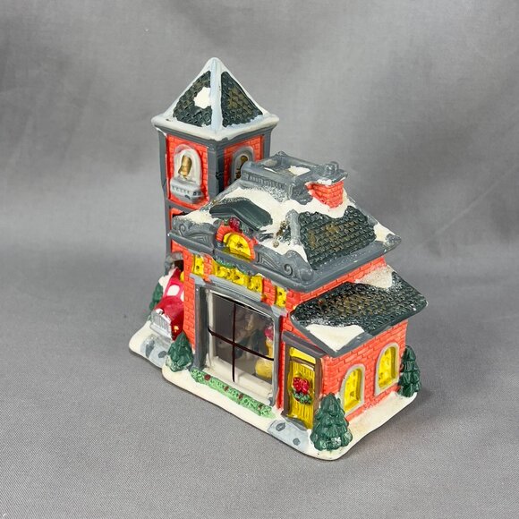 Cobblestone Corners Fire Station Ceramic Christmas Village Holiday Decor Y2K - Picture 2 of 16